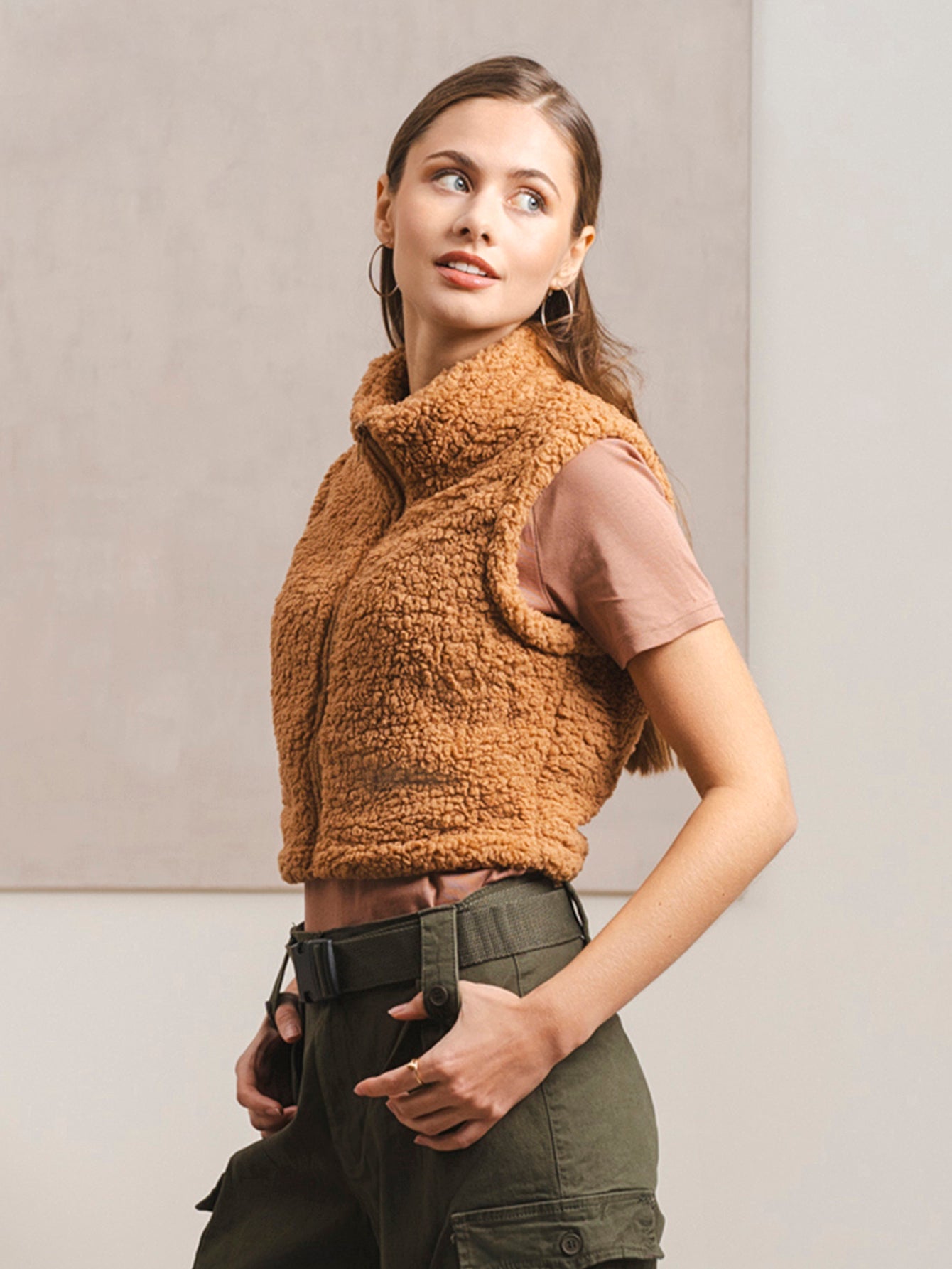 仿羊羔绒立领马甲