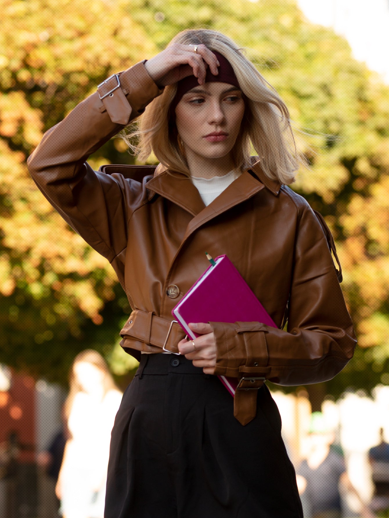 短款皮质机车夹克