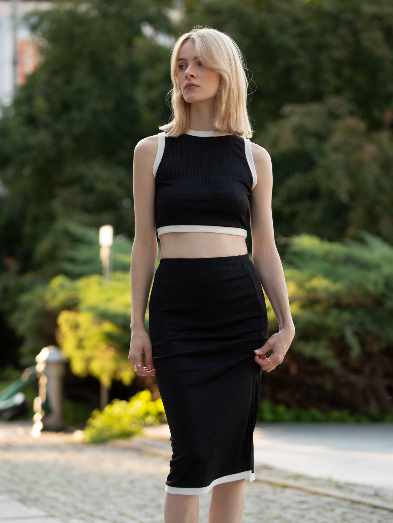 AEF-0009黑色无袖上衣