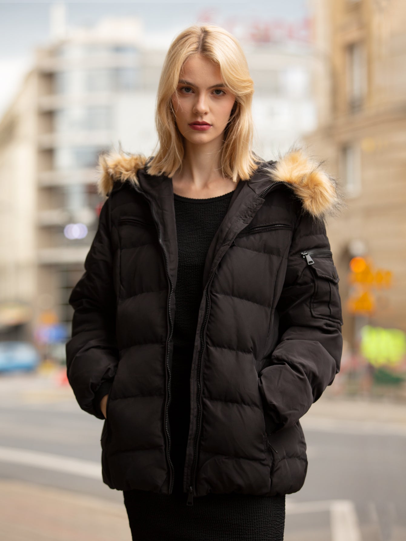 MG1970 带帽黑色长款棉服