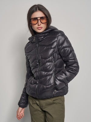 LC32321黑色羽绒服