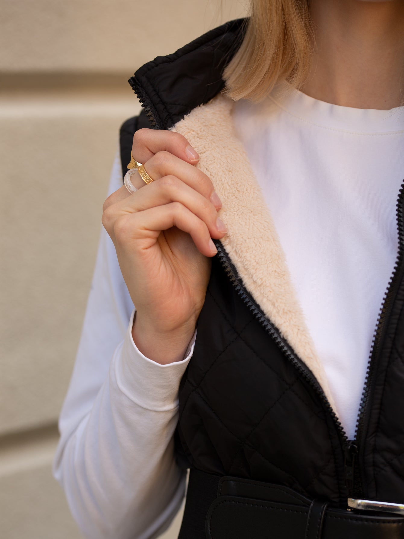 无袖裥棉马夹黑色