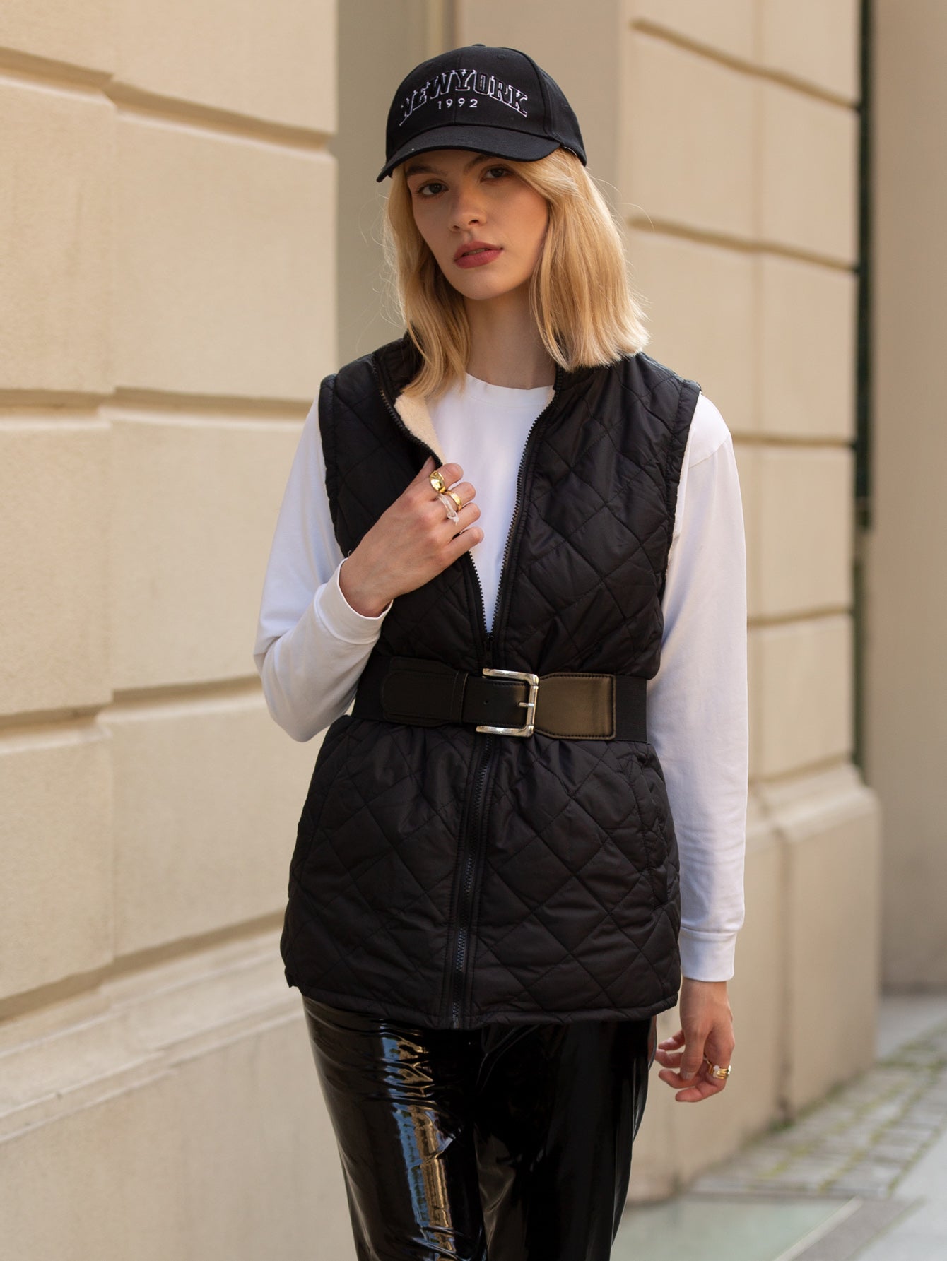 无袖裥棉马夹黑色