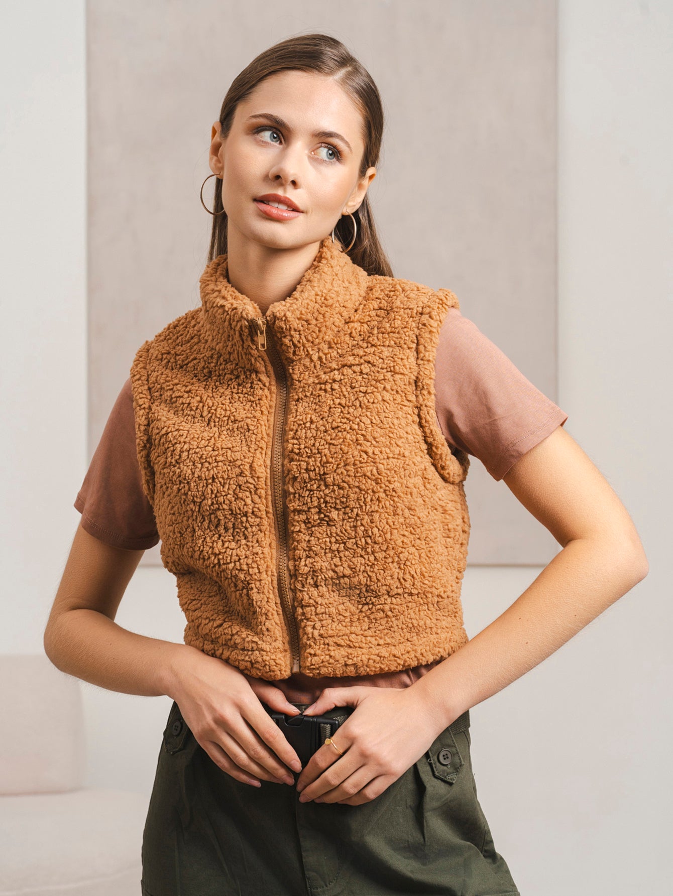 仿羊羔绒立领马甲