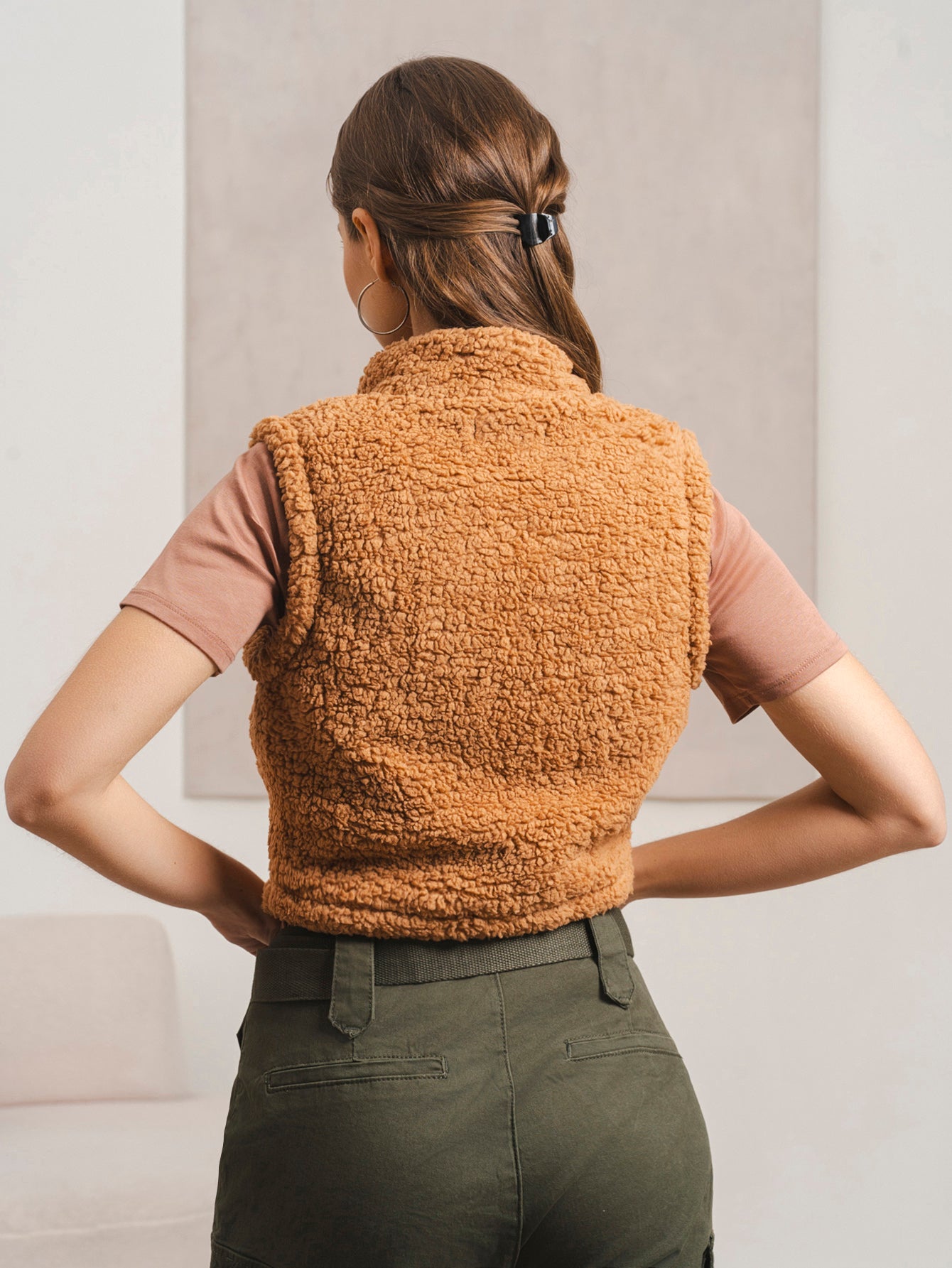 仿羊羔绒立领马甲